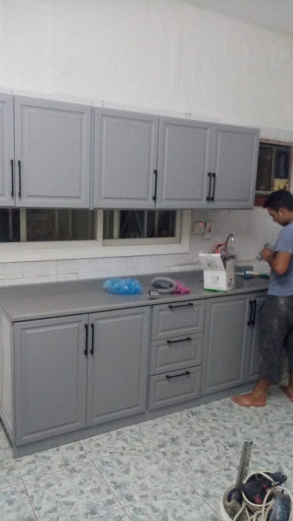 معلم تركيب مطابخ جده