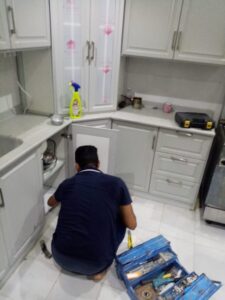 معلم تركيب مطابخ وصيانة مطابخ بجدة
