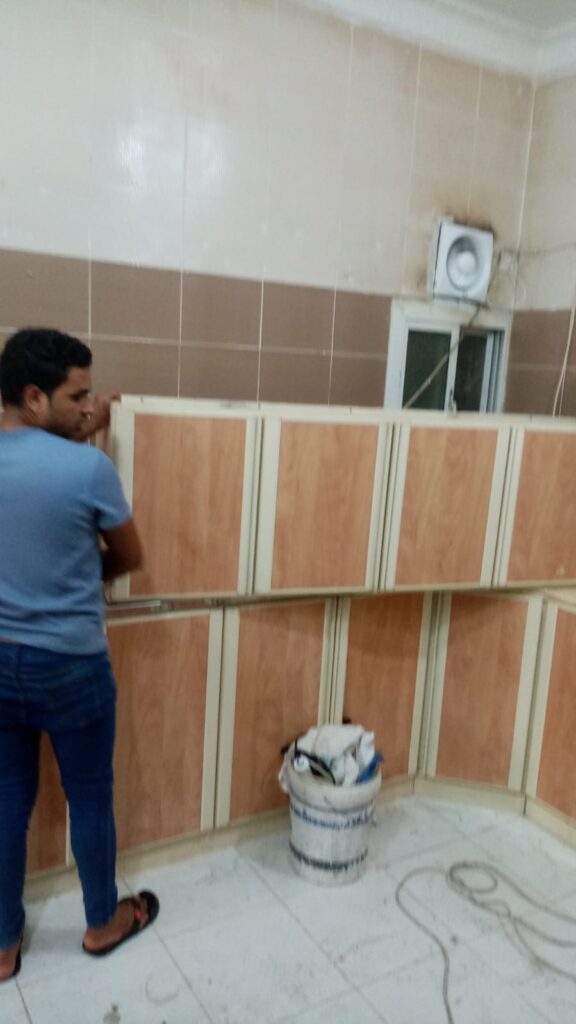 معلم تركيب مطابخ بجده