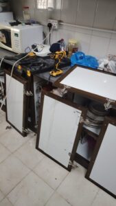 تصليح مفصلات المطبخ
