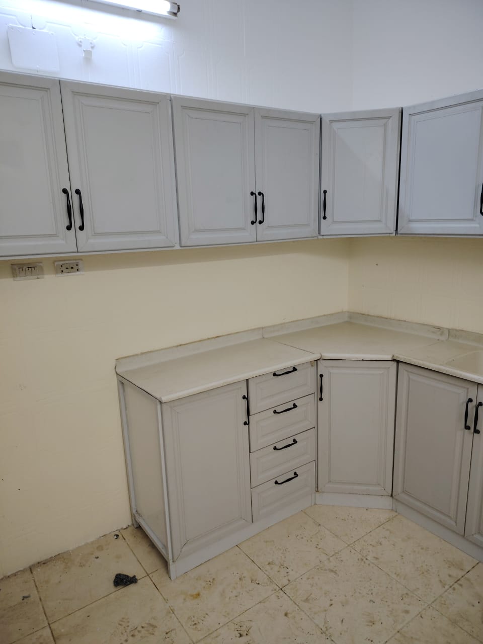 فني صيانة مطابخ المنيوم في حي الصفا جدة