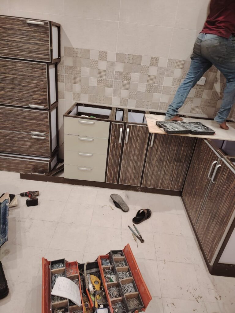 معلم صيانة دواليب المطبخ الألمنيوم في حي النعيم جدة