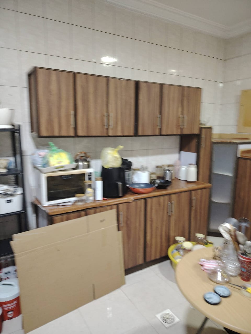 فني صيانة مفصلات