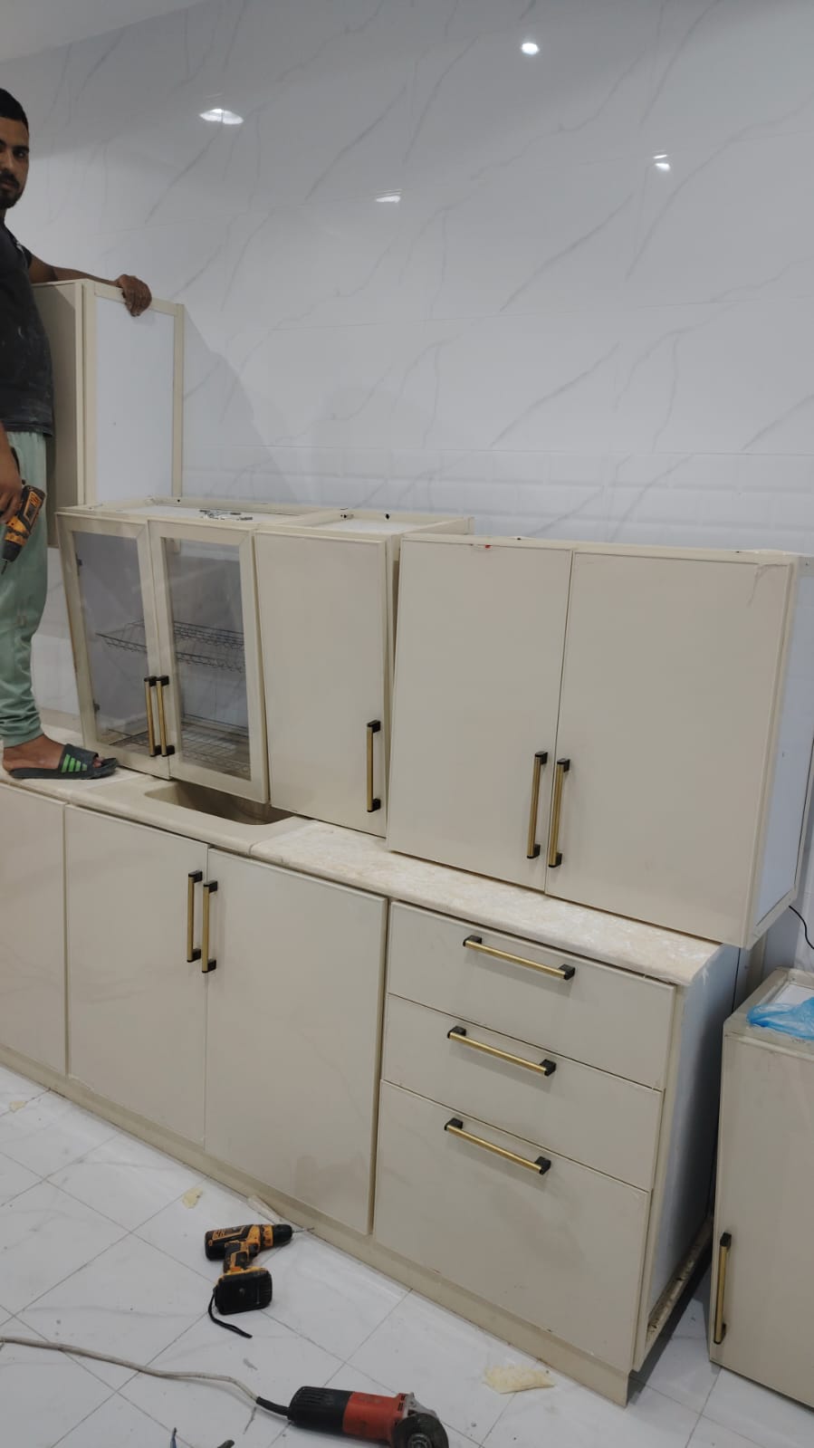 تصليح وصيانة دواليب المطبخ بجدة مع خصومات حصرية وخدمة 24 ساعة