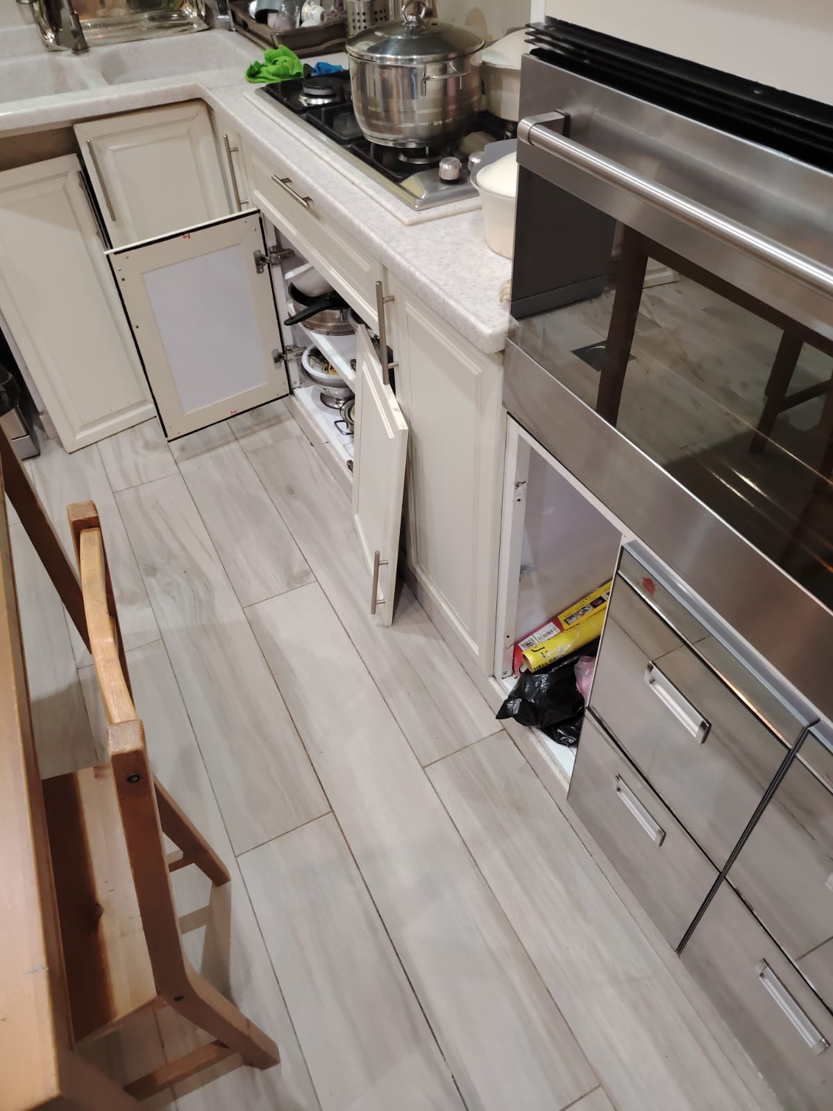 فني محترف بأسعار مميزة وخدمة سريعة