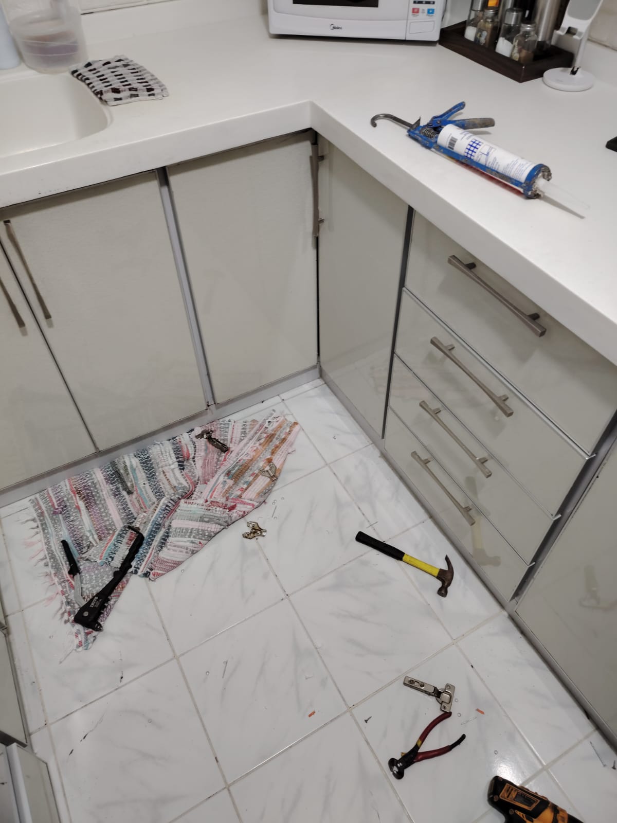 شركة متخصصة في صيانة المطابخ بجدة | خدمة 24 ساعة