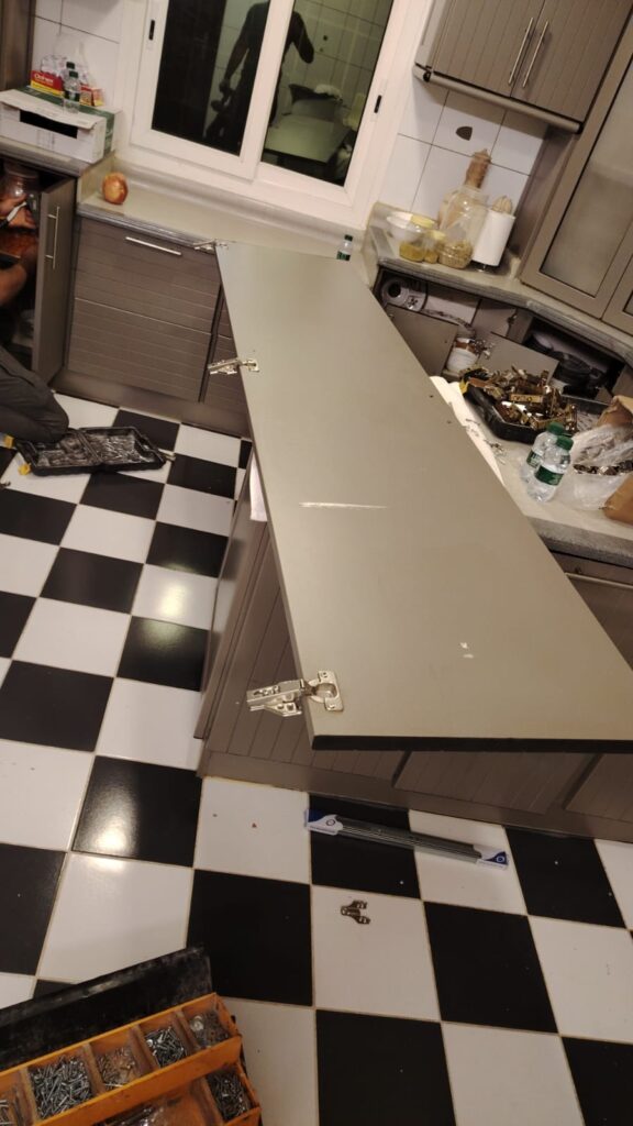 فني فك مطابخ بجدة – فني متخصص بأسعار مناسبة وجودة عالية