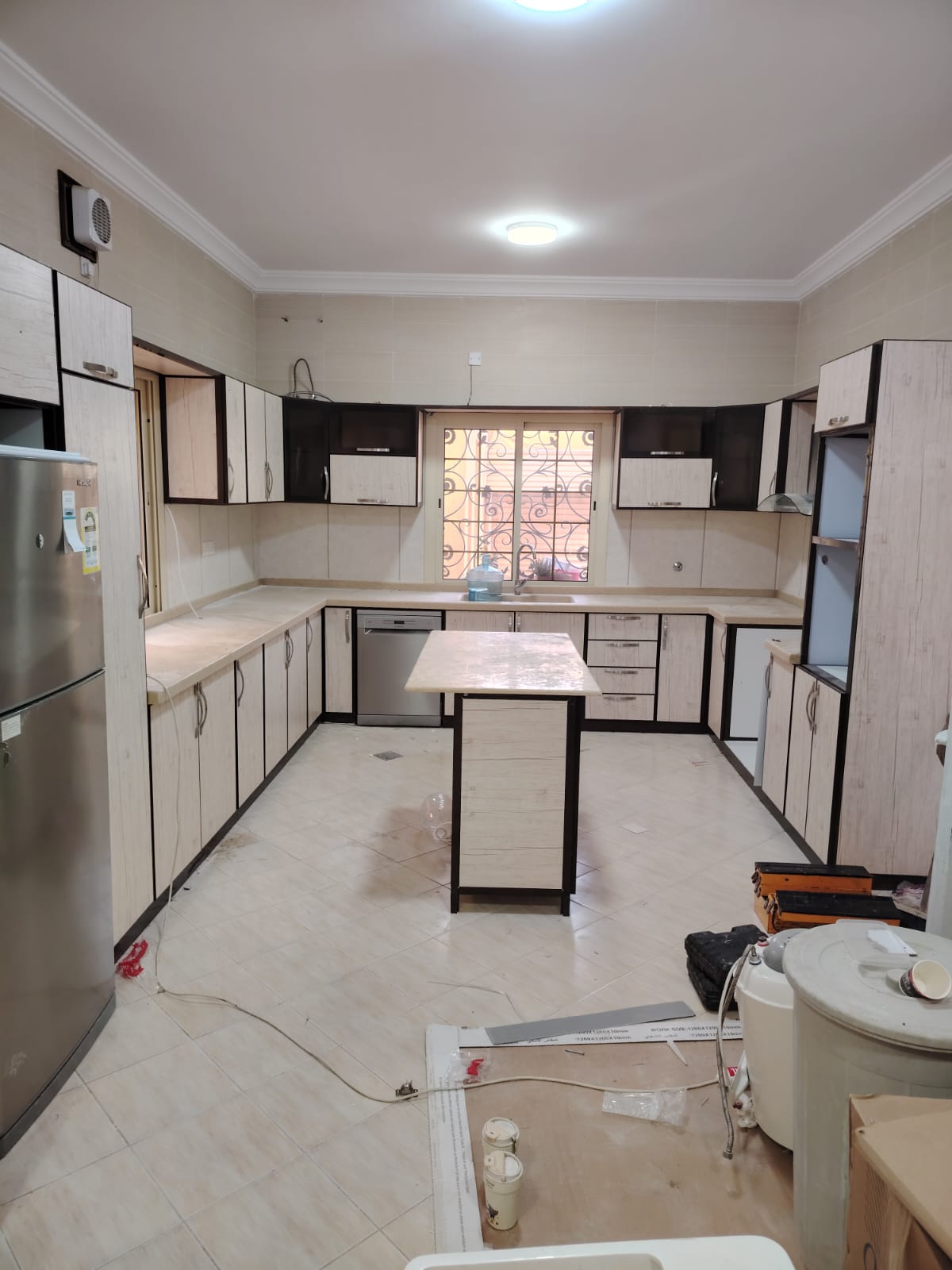 شركة ترميم دواليب مطابخ خشبية – خدمة احترافية تعيد مطبخك كالجديد