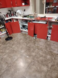 فني تجديد دواليب ومطابخ بجدة